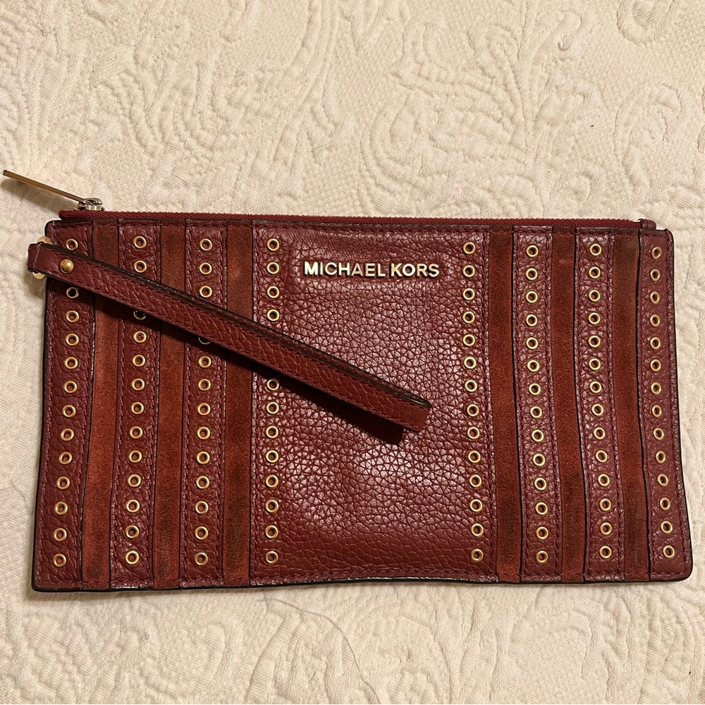 EUC Michael Kors Clutch Wallet with Mini Grommets
